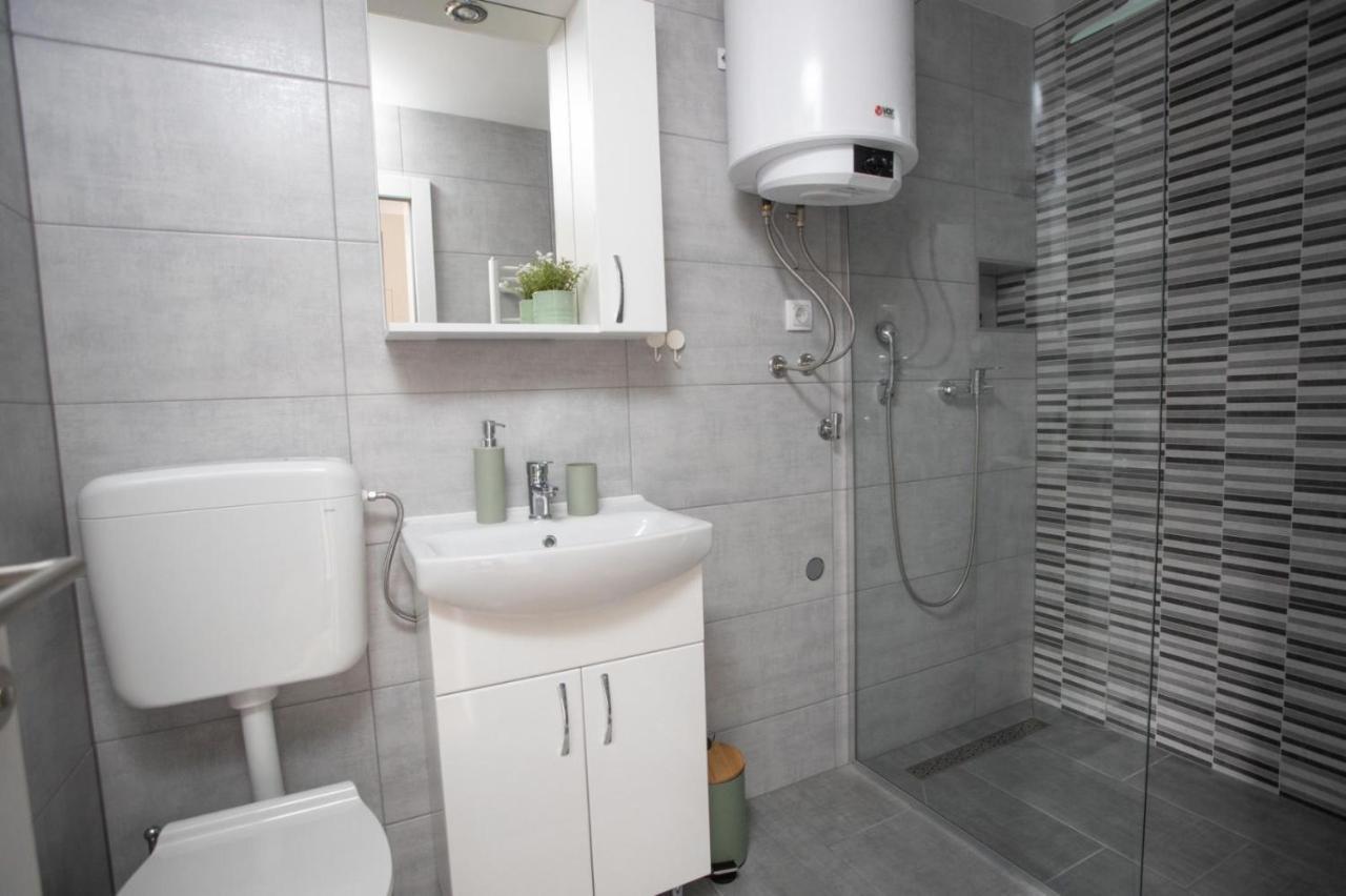 Apartman Luka Vinkovci Extérieur photo